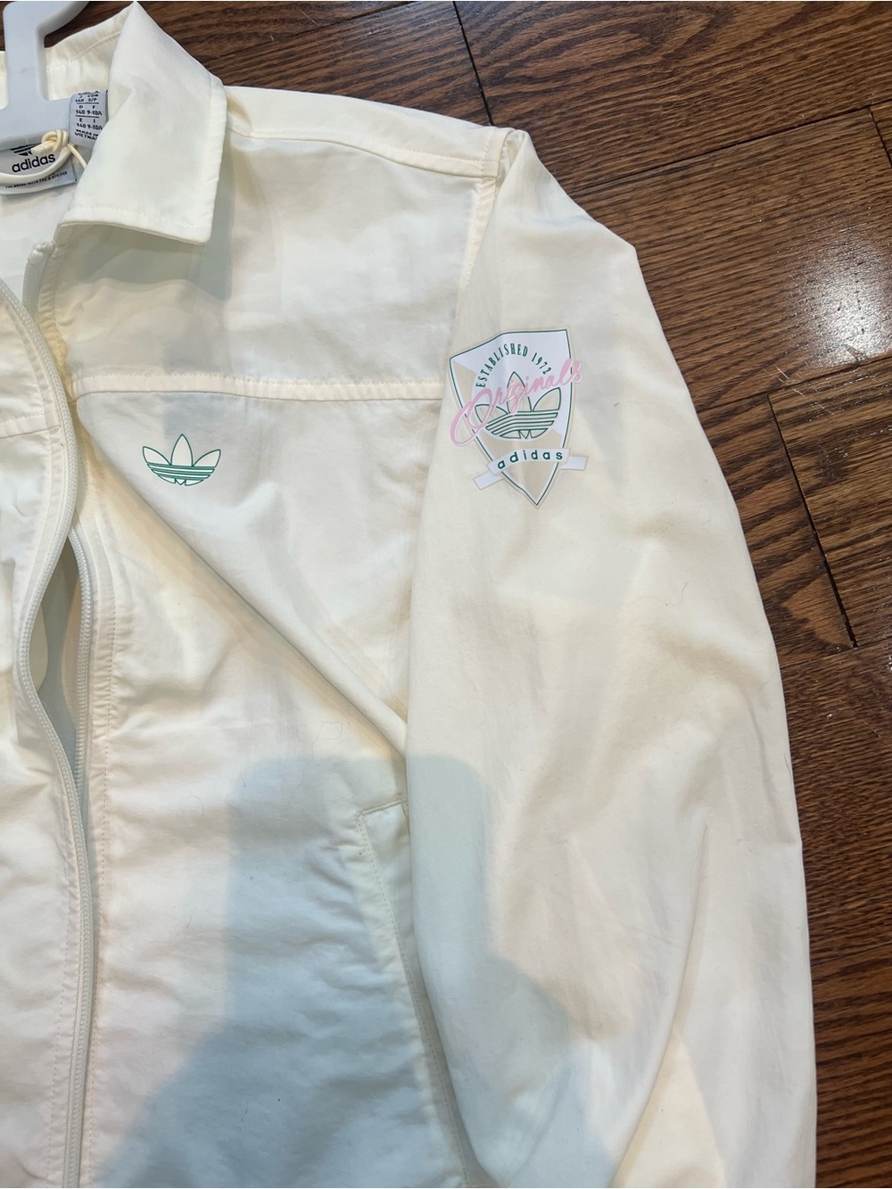 adidas Originals Off White Jacket with Green Trefoil Logo - Picture 3 of 11